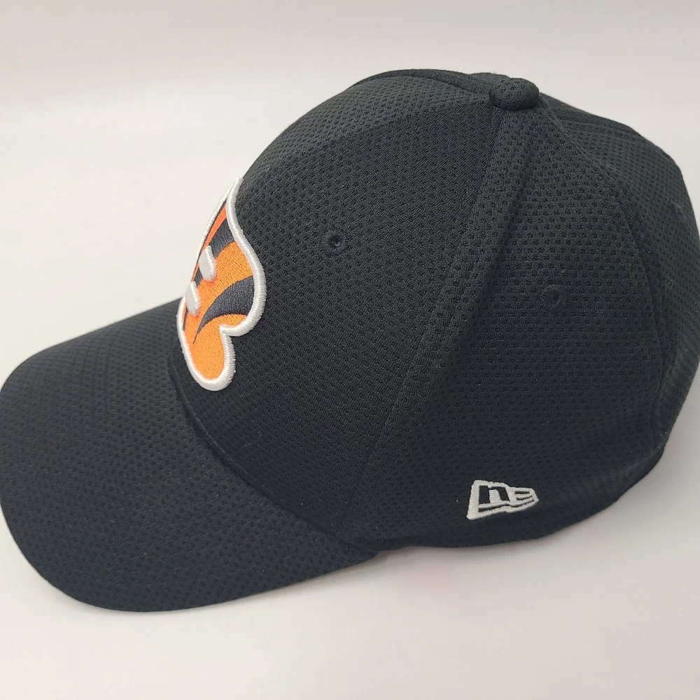 Cincinnati Bengals Hat Fitted M-L New Era 39Thirty Black Orange NFL Football Men
